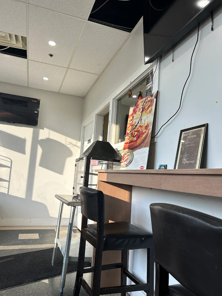 Butter Chicken Pizza at Select Pizza Calgary NE